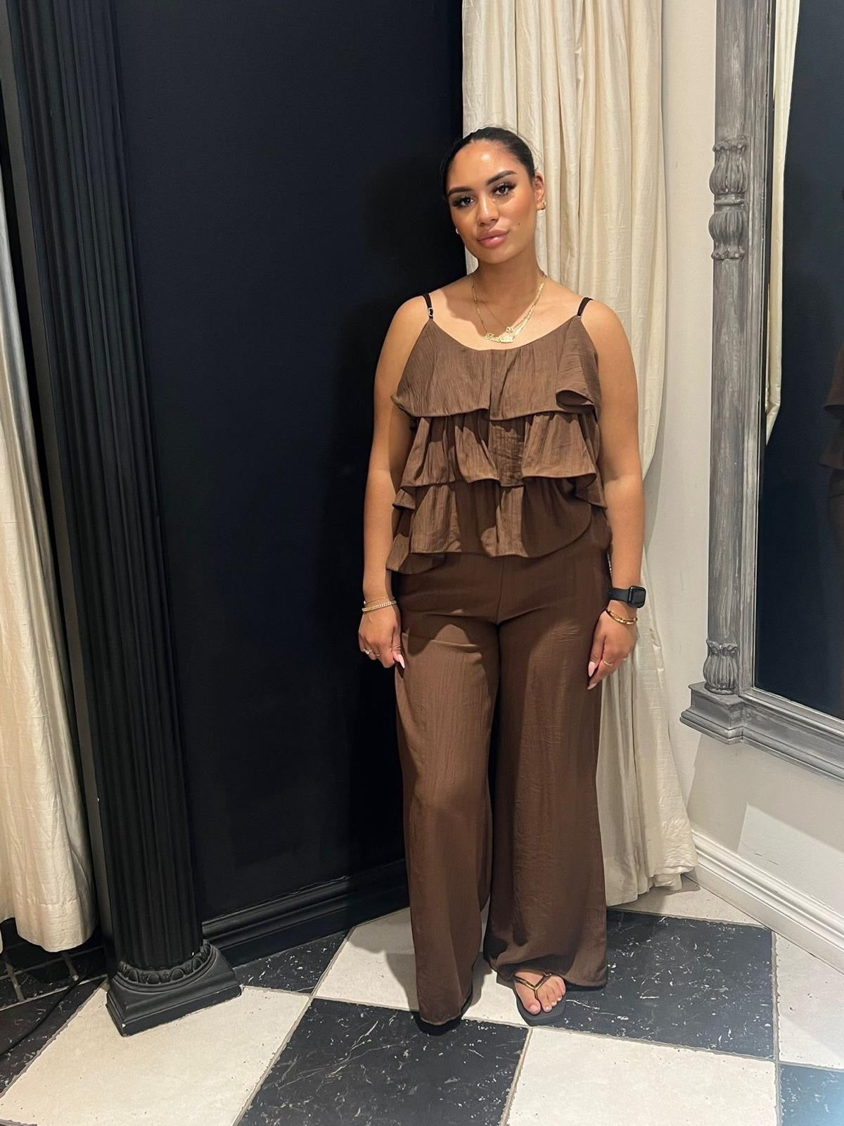 2 Delige Set Brown Ruffles