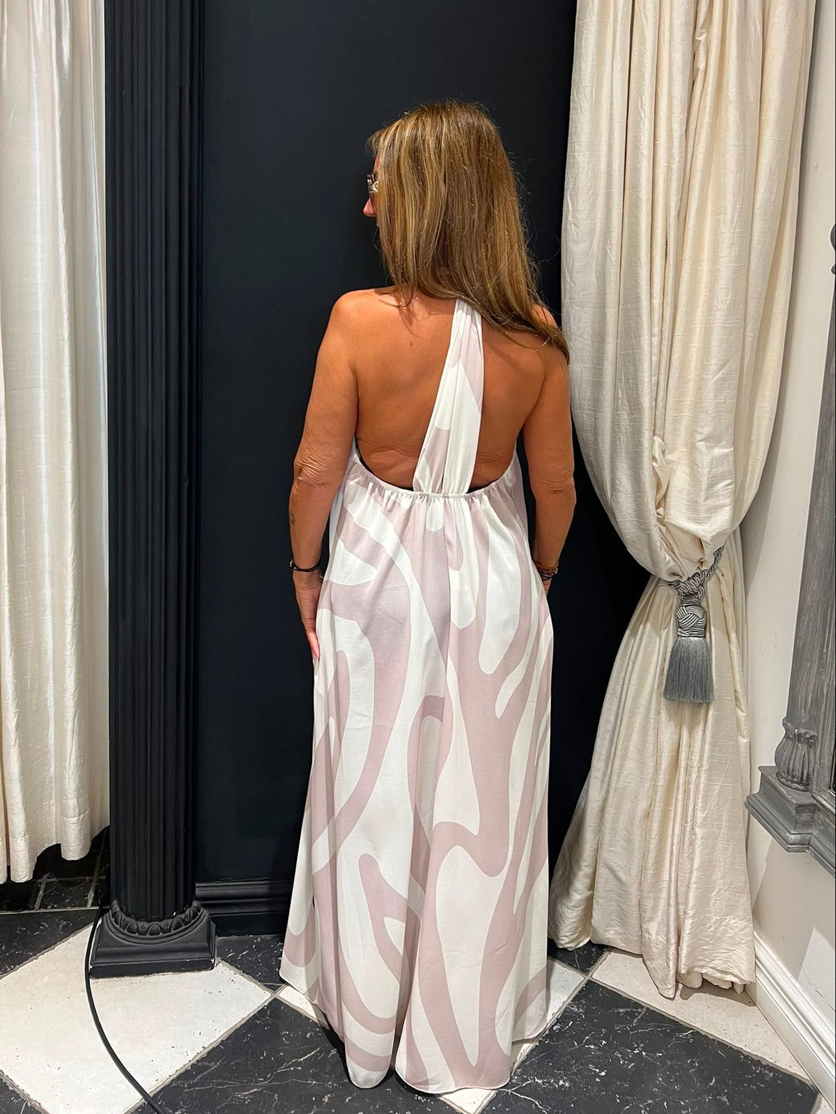 Halter Maxi Jurk Abstract Swirl