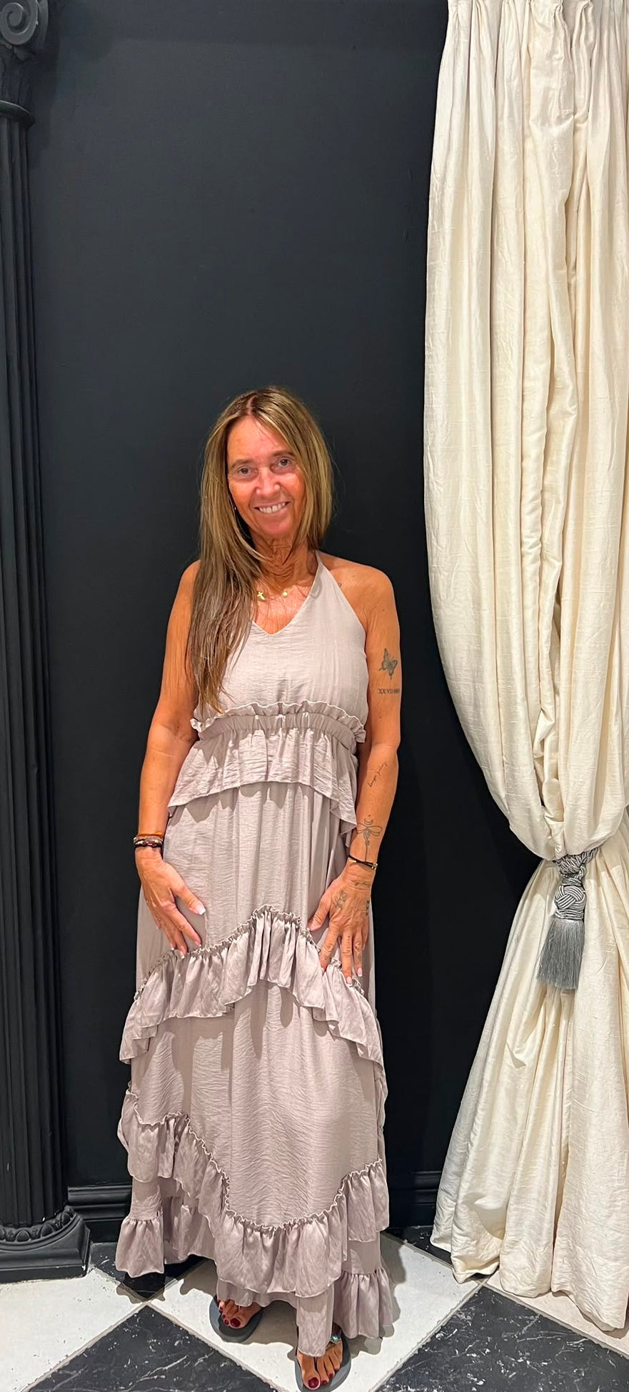 Maxi Jurk met Ruches Taupe