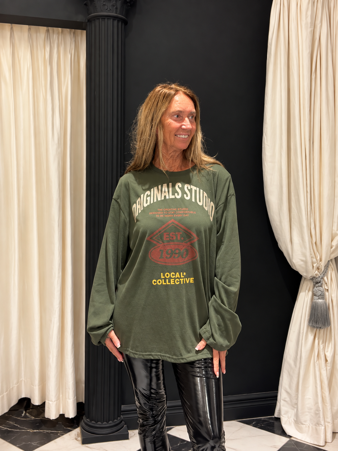 Oversized sweater Originals Studio – olijfgroen