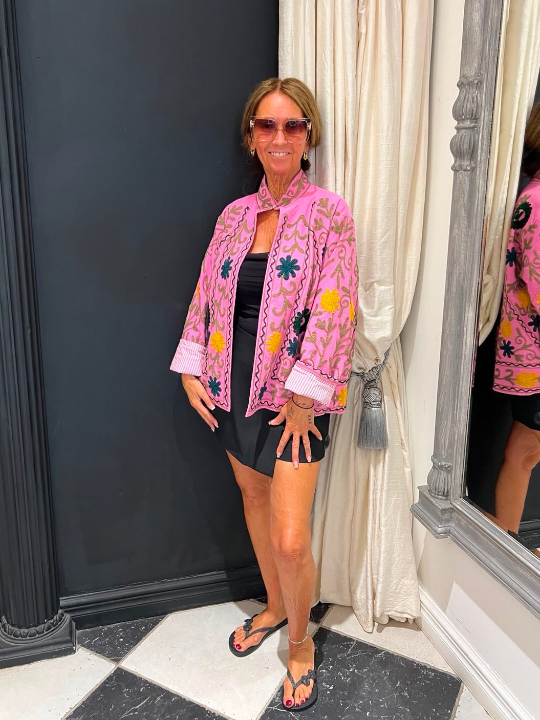 Roze Geborduurde Kimono Jas