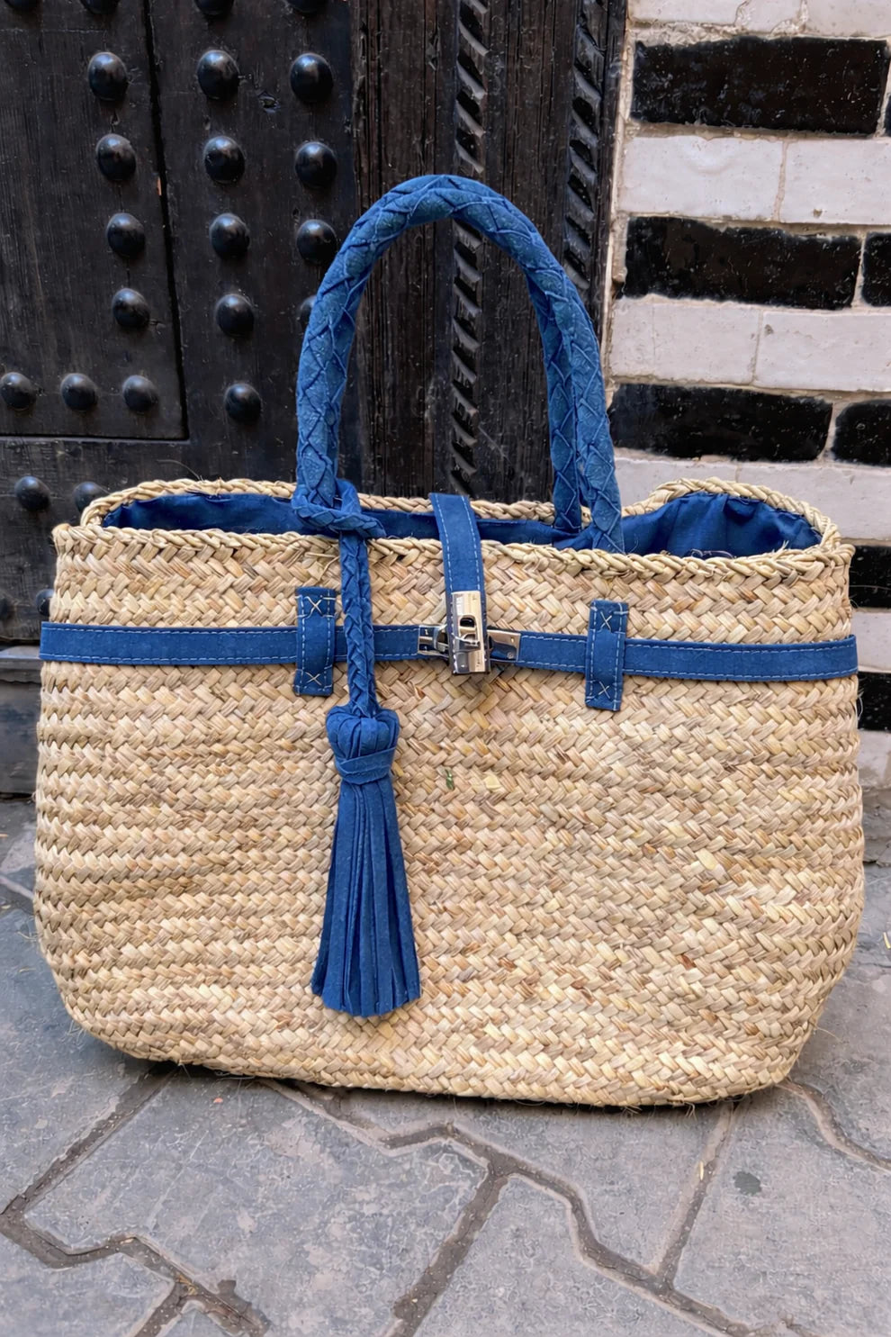 Rieten Tas met Suède Details – Blauw Groot